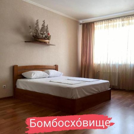 אודסה Apartments & Vernissage On Kostandi Street מראה חיצוני תמונה